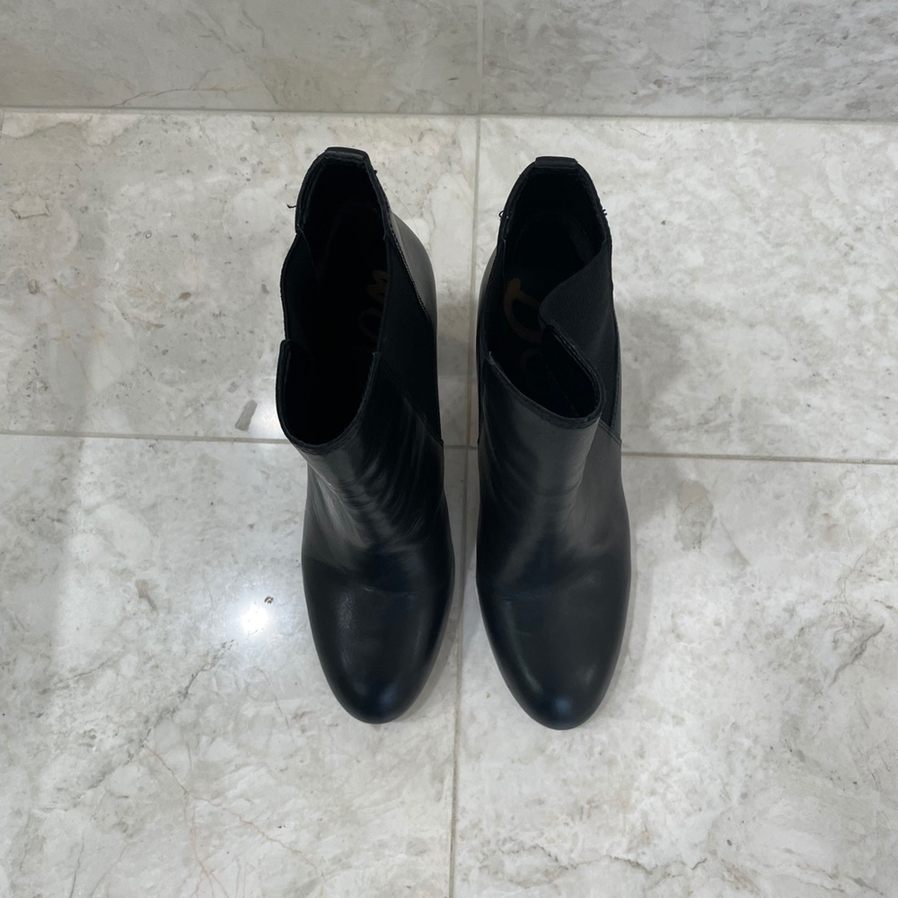 ***SOLD***SAM EDELMAN {9.5} Black Bootie Ankle Boot Rounded Blocky Heel - Picture 3 of 14